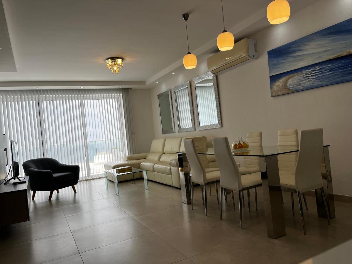 Stunning Penthouse, 2 Bedroom, Heart Of Sliema Exterior foto