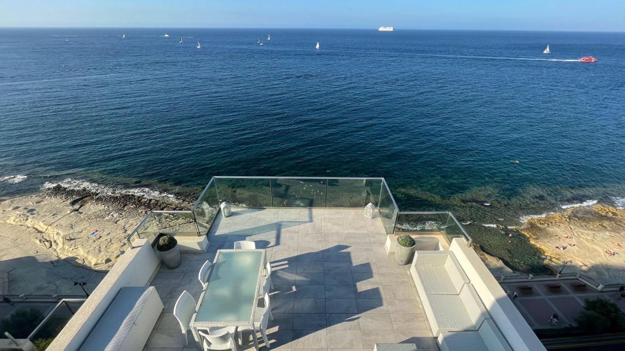 Stunning Penthouse, 2 Bedroom, Heart Of Sliema Exterior foto